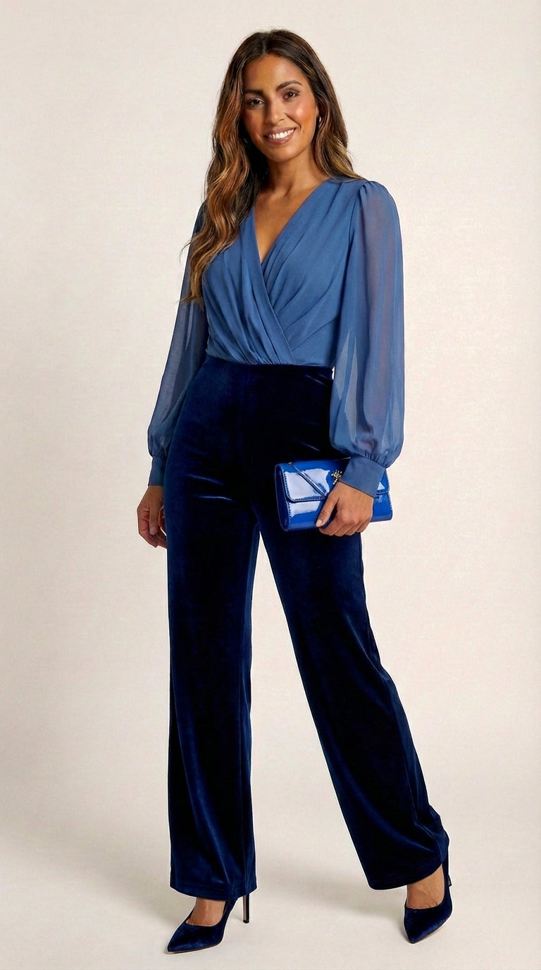 Grimelda | Mono de terciopelo con escote en V