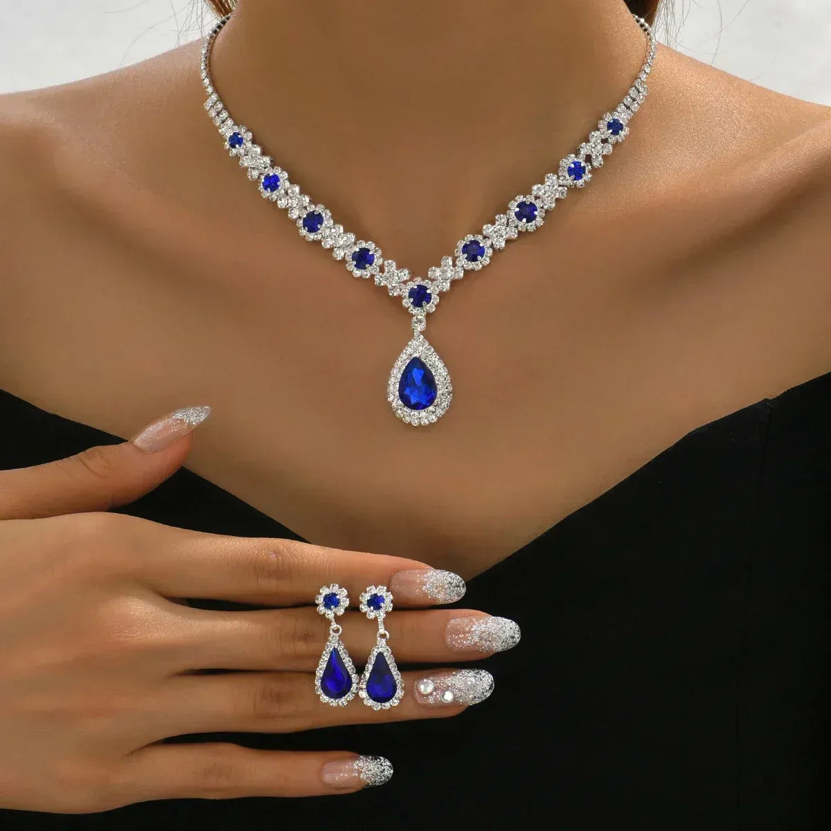 Véra - Elegante Set de Joyas de Cristal